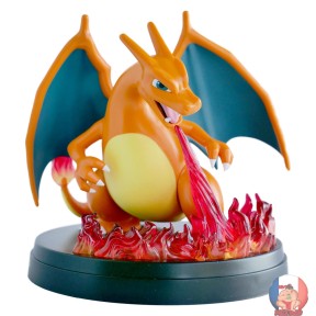 Figurine pokemon dracaufeu